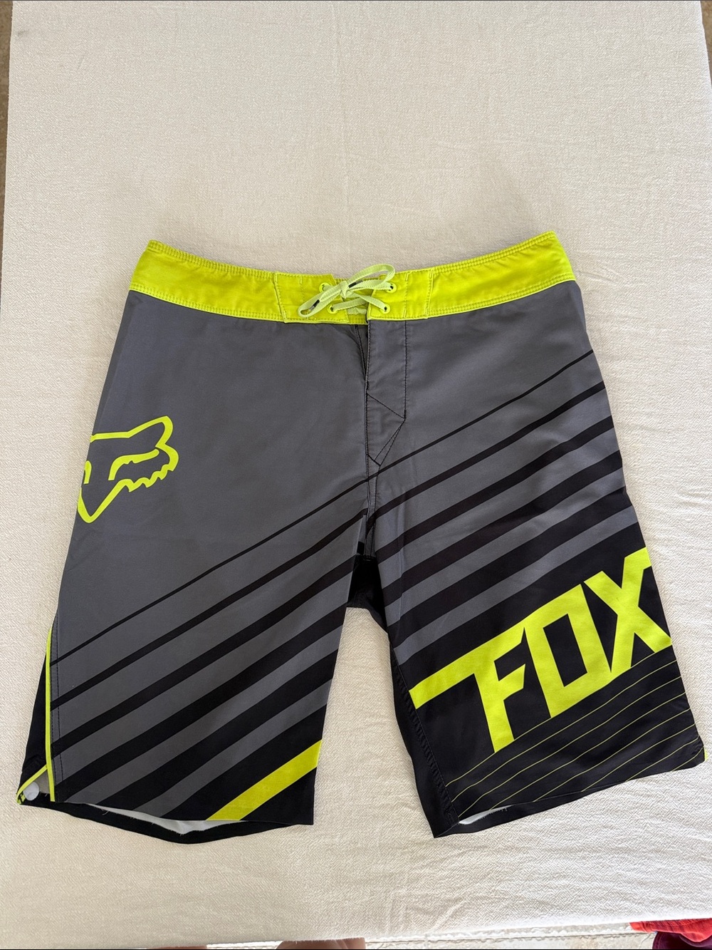 Fox Men's Gray & Neon Yellow Board Shorts